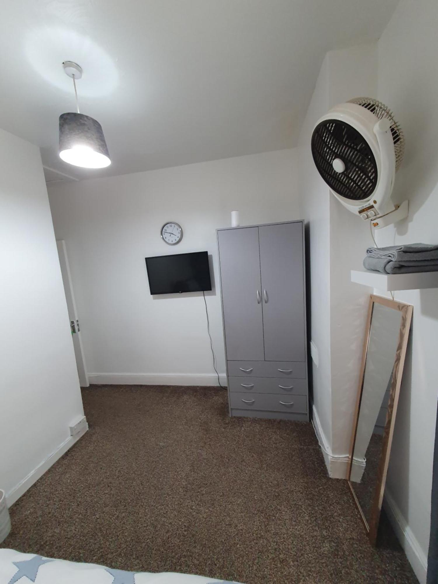 Private Room In Cardiff Esterno foto